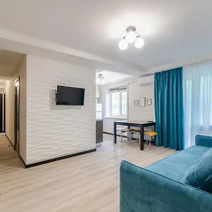Апартаменты Artal On Obolonsky Avenue 16, Киев